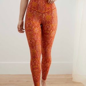 aeire orange floral print leggings